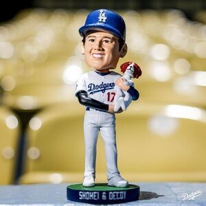 Exclusive Shohei Ohtani & Decoy Dog Bobblehead Dodgers SGA 8/28/24 Giveaway